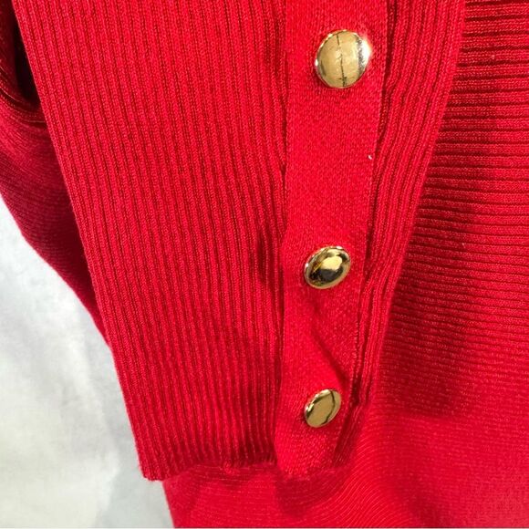 Truth by Republic red ribbed knit sweater with gold buttons size large NWT - Picture 3 of 7